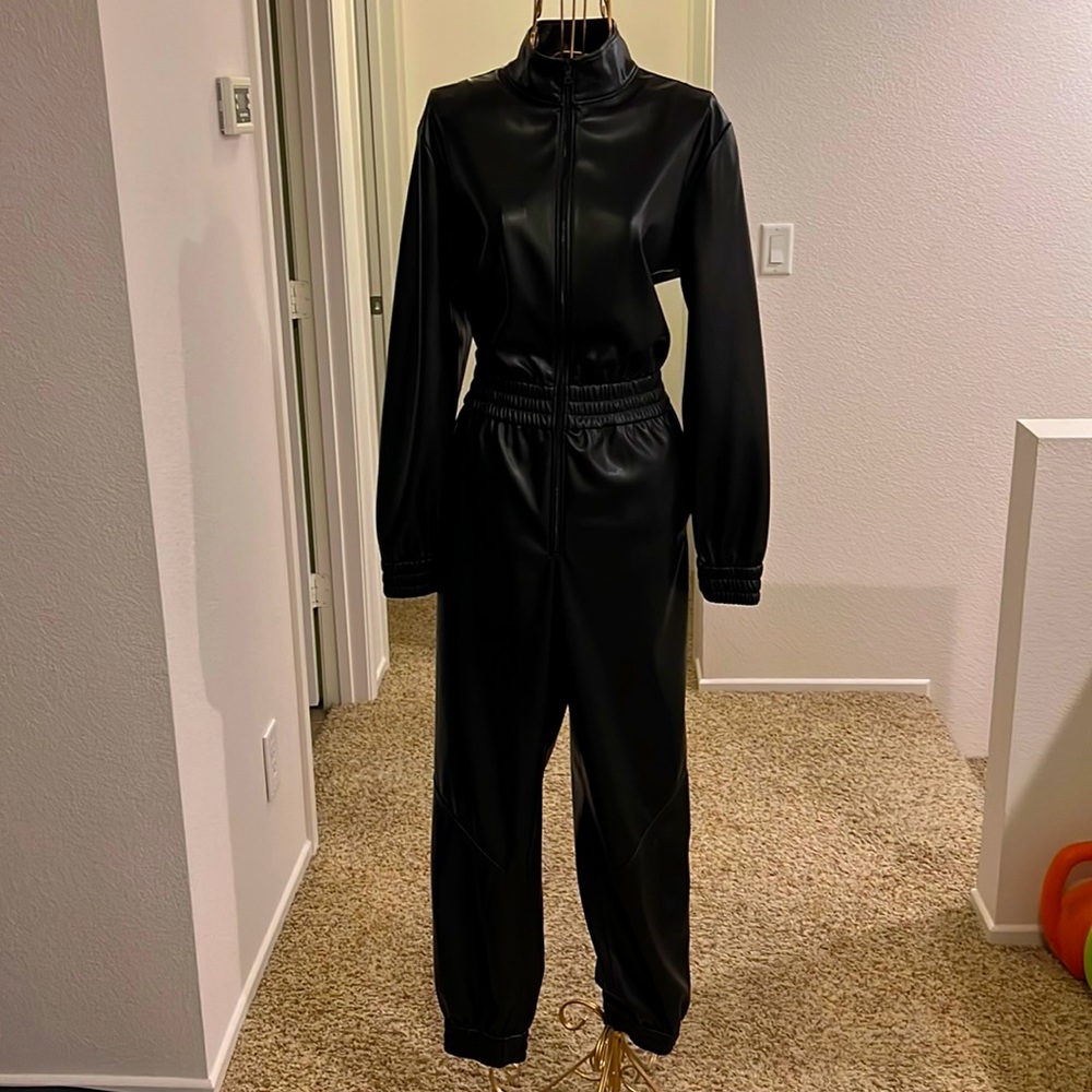 Alice and Olivia Levi vegan leather jumpsuit 10 - Picture 4 of 10